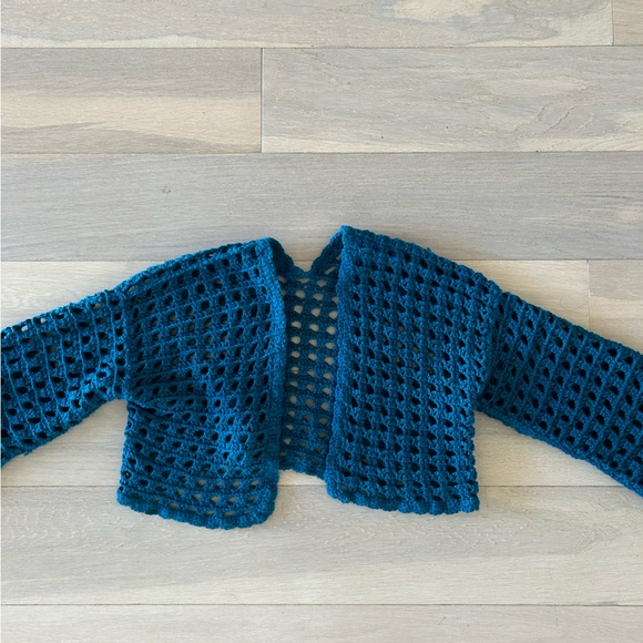 Crochet knit chunky cardigan - Picture 3 of 3